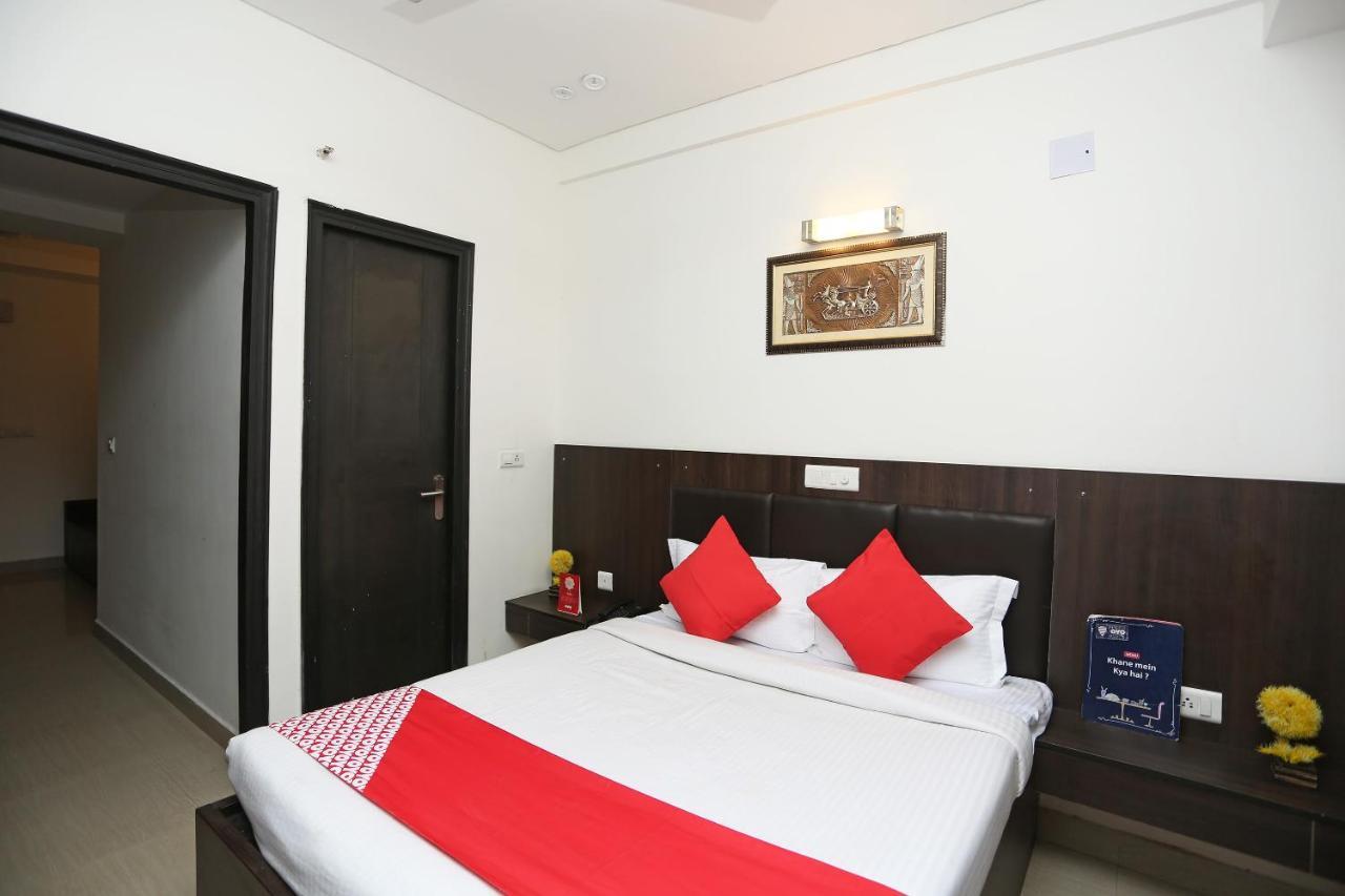 Oyo 23668 Hotel The Hridhaan Regency Rai Ngoại thất bức ảnh