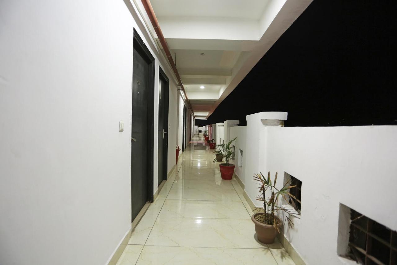 Oyo 23668 Hotel The Hridhaan Regency Rai Ngoại thất bức ảnh